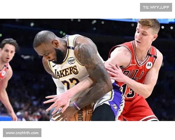 NBA圣诞大战湖人惨败火箭，主帅雷迪克赛后批评球队选择不佳